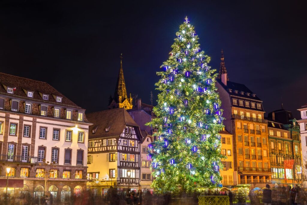 Weihnachtsmarkt Christbaum Strassburg
