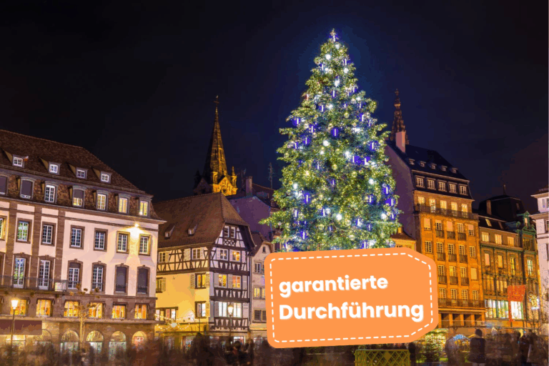 Christbaum am Weihnachtsmarkt in Strassburg